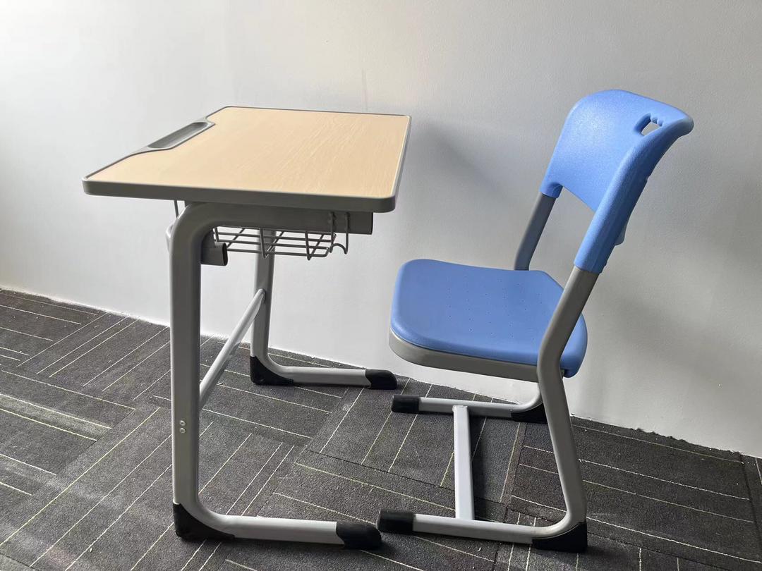 Do You Know How To Choose Student Desk And Chair?cid=7