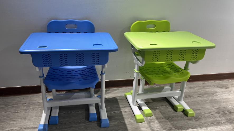 Export of School Tables and Chairs to Romanian