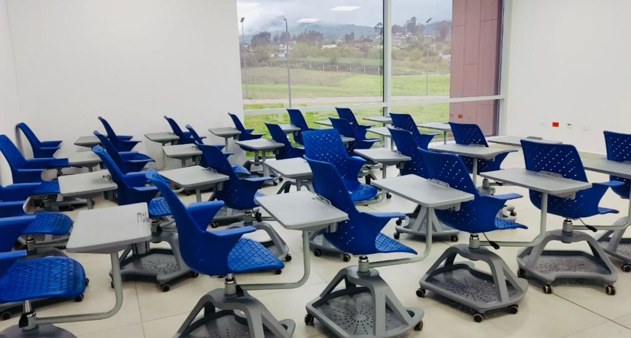 New Case of WINNER -Ecuador School Chair Project