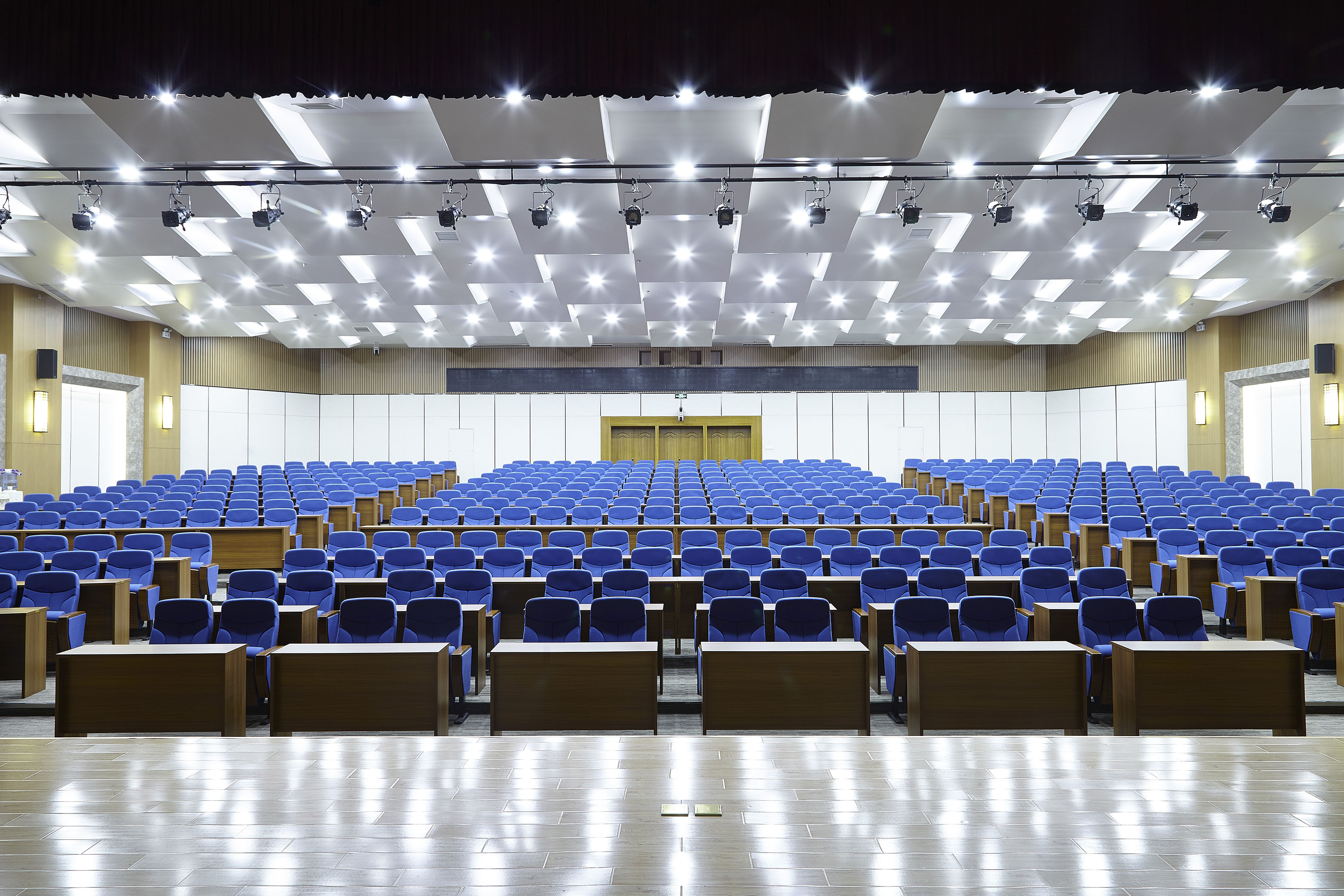 Where to get reliable auditorium chair projects solutions?